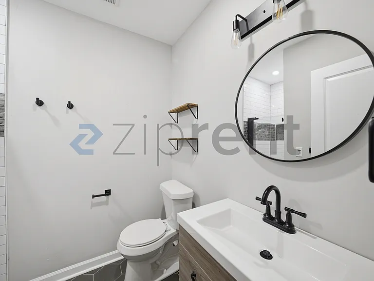 1788 Broadwell St SW — Photo 12