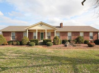 1040 Walnut Grove Rd, Hartsville, TN 37074