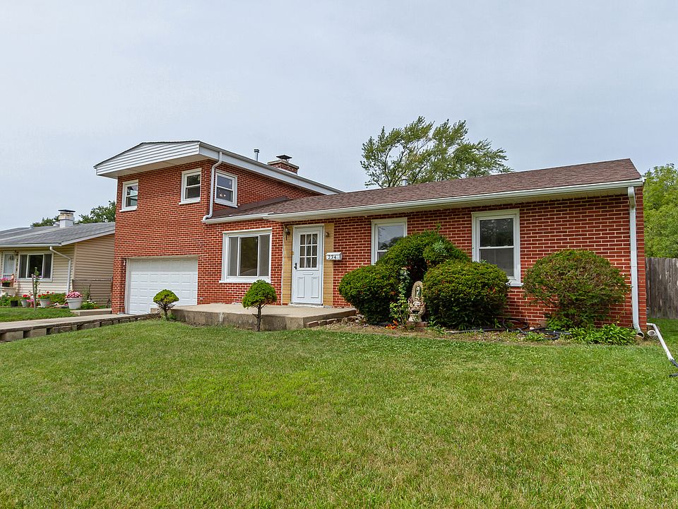 1st image of 234 Cypress Dr