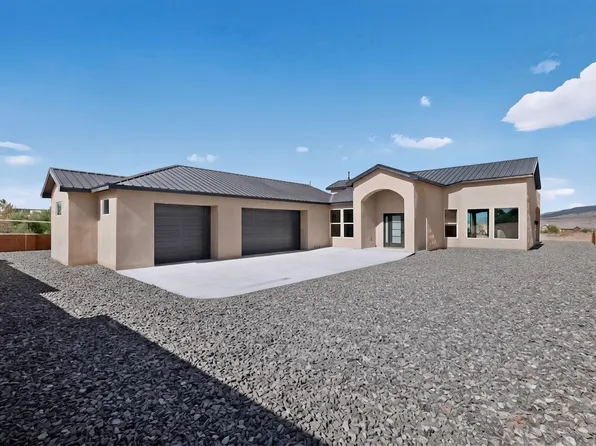1710 Leon Ct NE, Rio Rancho, NM 87144