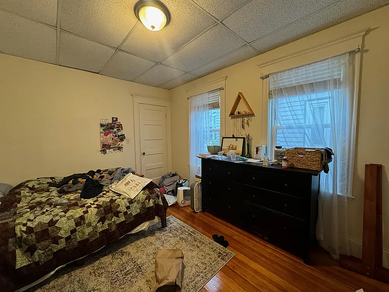 28 Lexington Ave #1 — Photo 7