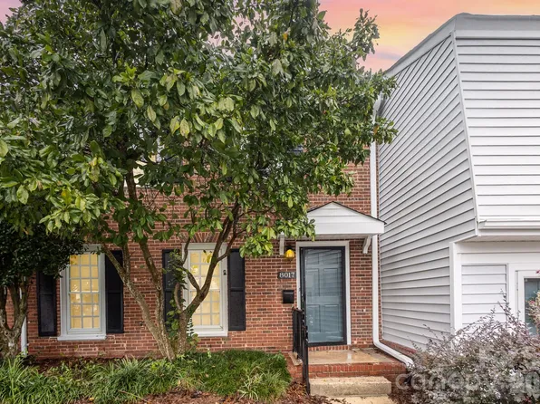 8017 Regent Park Ln, Charlotte, NC 28210
