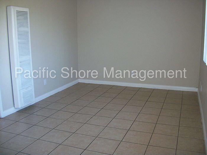 2nd image of 264 Clark St APT 06