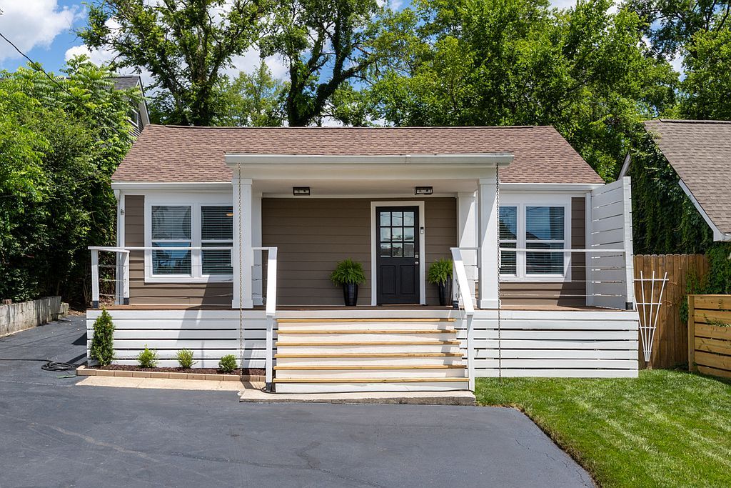 1003 Thomas Ave - Property Image