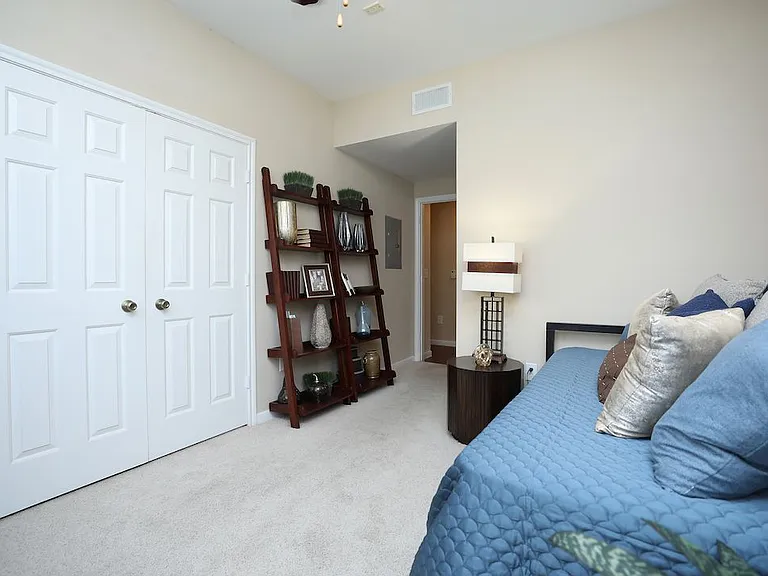 Enclave At Woodbridge — Photo 46