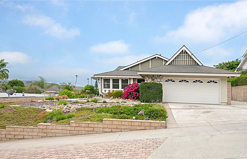 1st image of 25266 Brigantine Dr