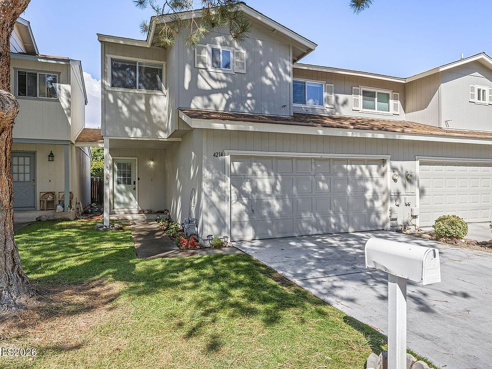 1st image of 4214 Pheasant Dr