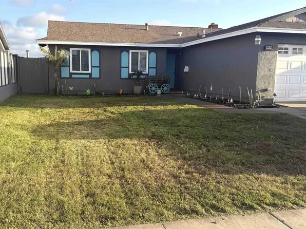 2635 Caulfield Dr, San Diego, CA 92154