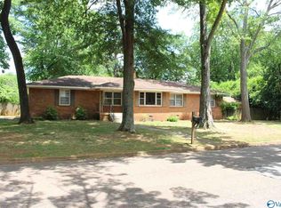 802 Brickell Rd NW, Huntsville, AL 35816