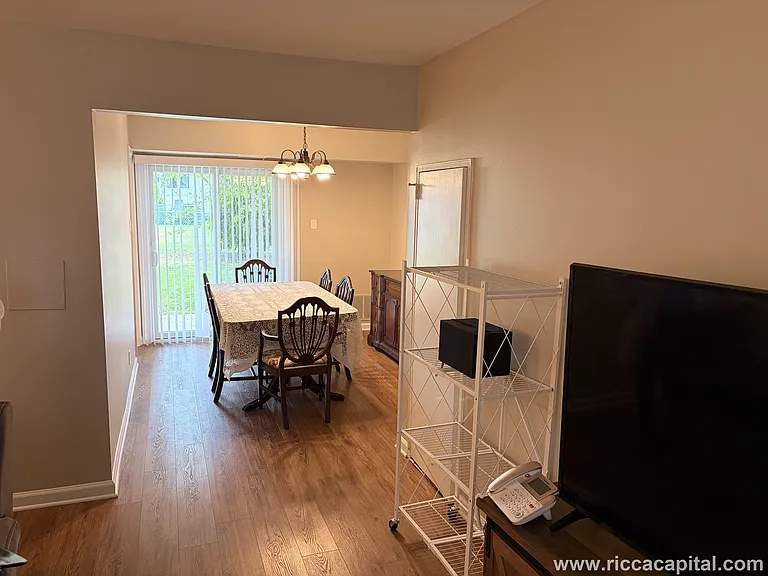 54 Michael Rd — Photo 15