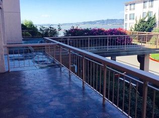 9 Commodore Dr #A202, Emeryville, CA 94608