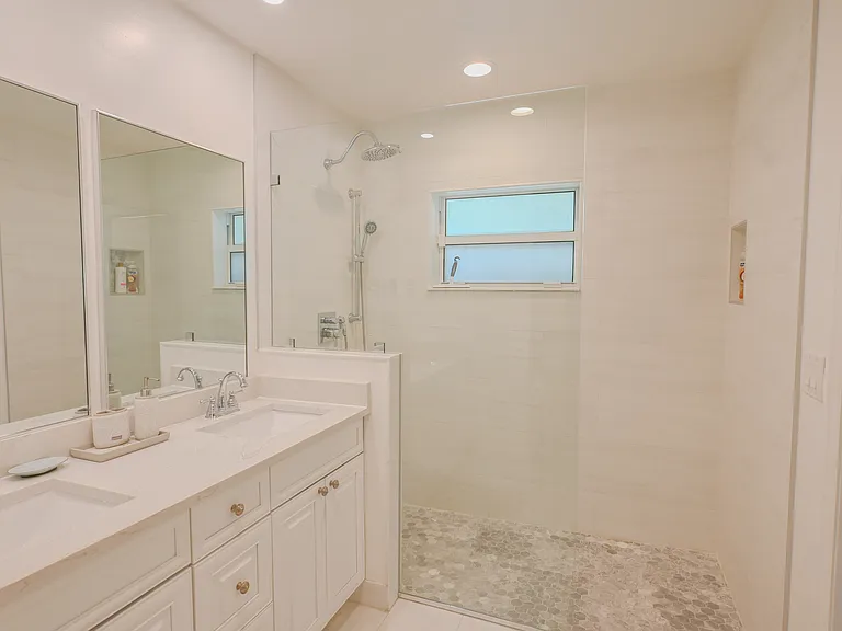 1248 SE 7th St — Photo 24