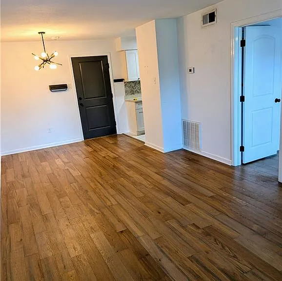 1532 Saint Andrew St #302 — Photo 4