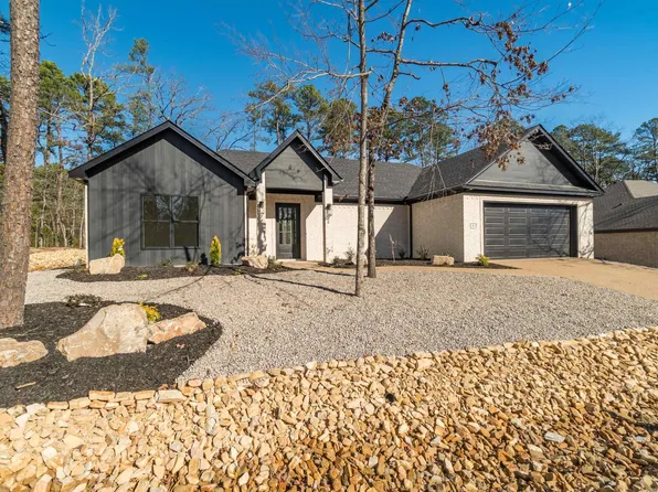 8 Acambaro Pl, Hot Springs Village, AR 71909