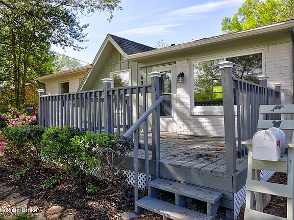 3rd image of 6907 Moorewick Way