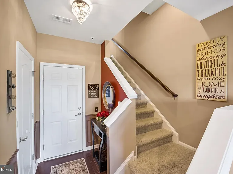 1815 Pinnacle Dr — Photo 10