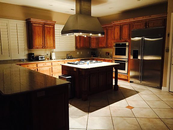 3rd image of 755 Homestead Dr E
