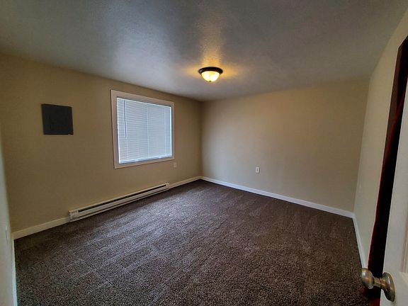 5th image of 1809 E Carol St #1