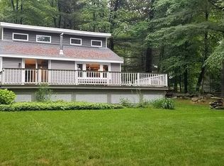 7 Beach Rd, Hinsdale, MA 01235