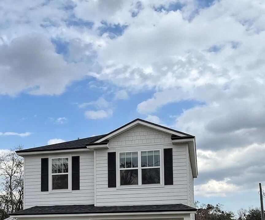 1st image of 459 GREELAND Avenue