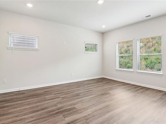 5th image of 2759 Aralynn Way