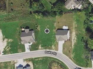 N88W18488 Duke St, Menomonee Falls, WI 53051