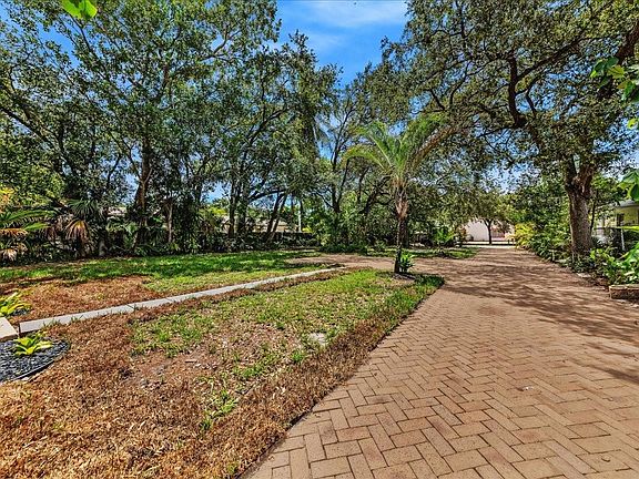 2nd image of 4265 SW 54th Court