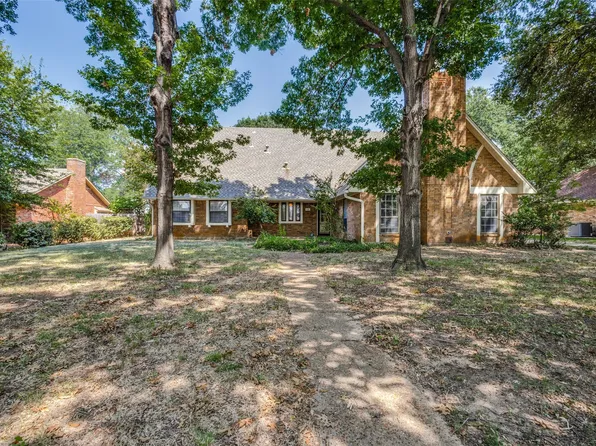 441 Frankie Ln, Lewisville, TX 75057