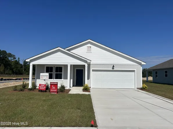 535 Coronado Avenue SE #64, Leland, NC 28451
