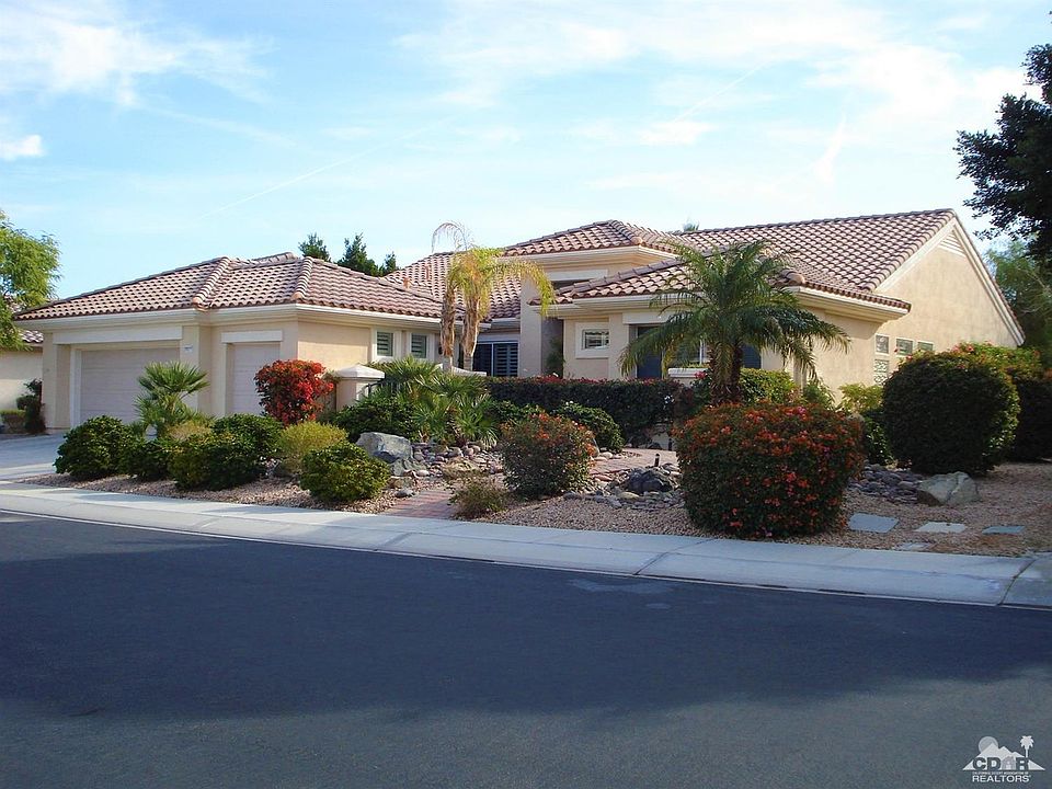 1st image of 78171 Hollister Dr