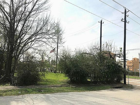 front of the lot  Larkin and corner of T.C. Jester