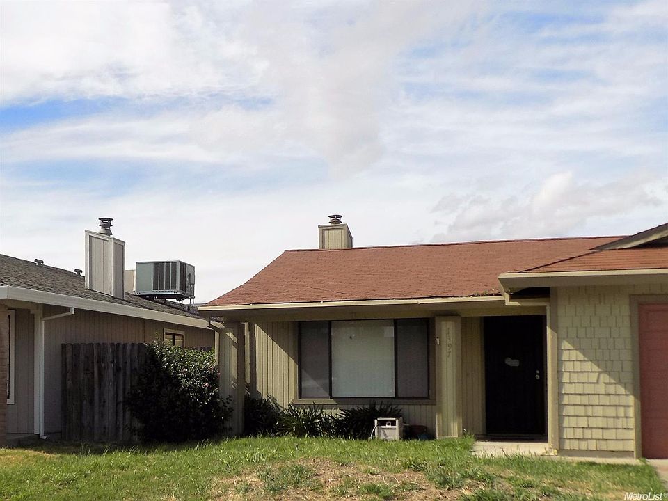 1st image of 1397 Colfax Pl