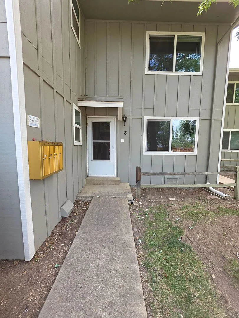 3515 Hayden — Photo 4