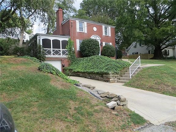 2nd image of 114 S Oak Hill Rd