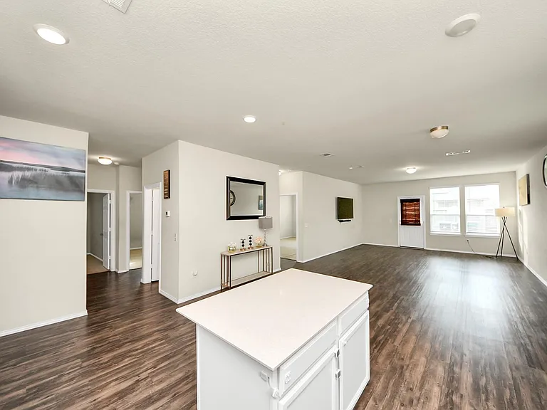25827 Kinship Ct — Photo 2