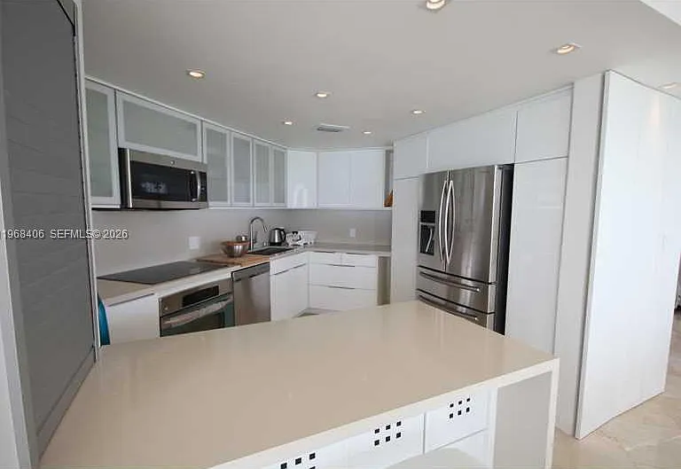 5151 Collins Ave #532 — Photo 13
