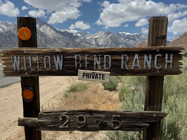 2975 Whitney Portal Rd, Lone Pine, CA 93545
