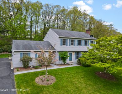 190 Sutherland Dr, Mountain Top, PA, 18707