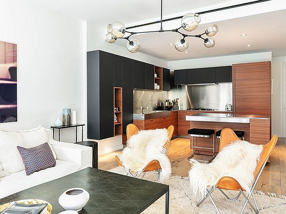 2nd image of 15 Renwick St APT 301