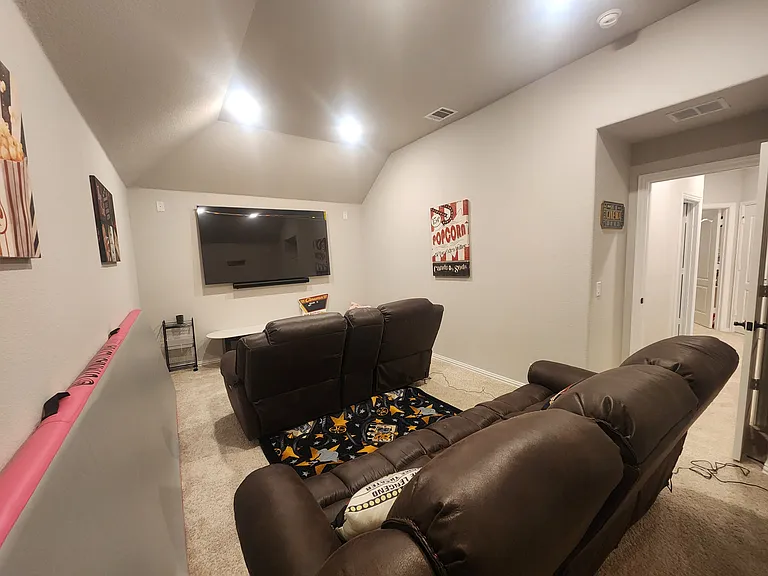 1024 Timber Ridge Dr — Photo 17