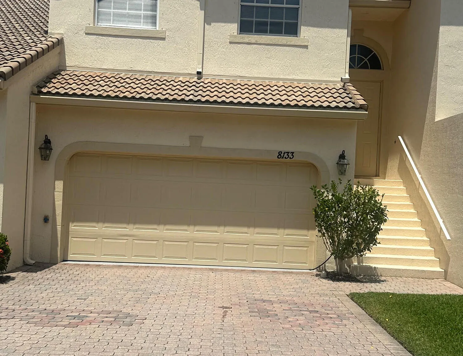 3 bed, 2.5 bath, 1866 sqft, $2,500 — Photo 1