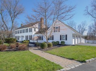 29 Olde Town Ct, Bernardsville, NJ 07924