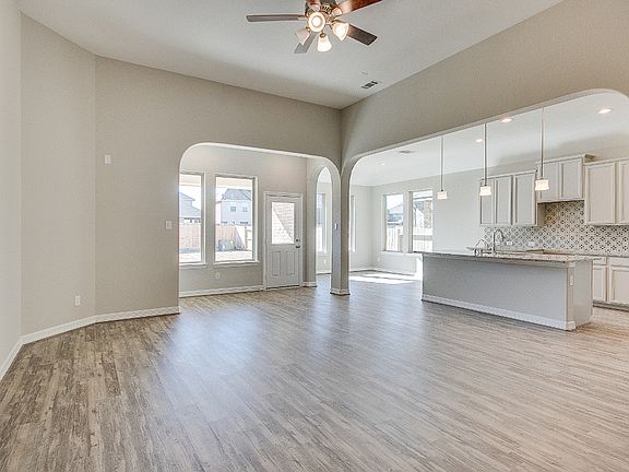 Lago Mar - Hudson Interior Image 4
