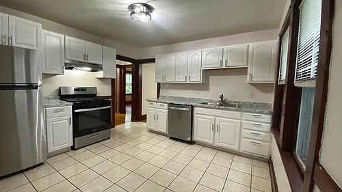 71 Seymour St #2 Photo 1