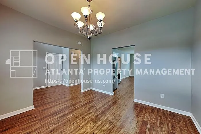 6430 Queensdale Dr — Photo 6