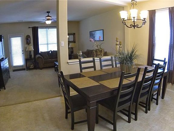 4th image of 2108 Callingwood Dr