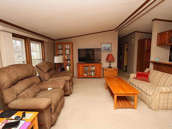 5th image of 1720 Hemlock St