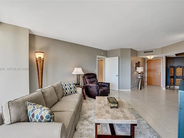 3600 Yacht Club Dr #904 — Photo 17
