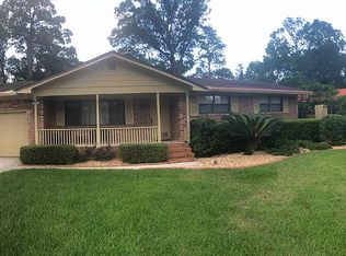 2387 Welcome Ln, Jacksonville, FL 32216