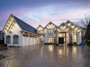 5711 Riverdale Dr, Richmond, BC V7C2E4